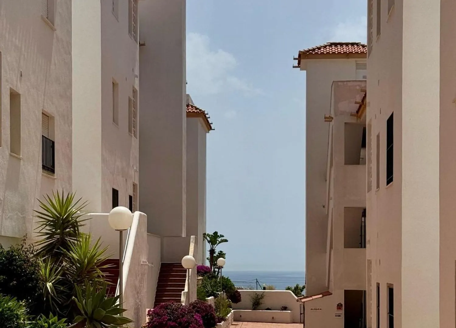 Carvajal Beach Holiday Apartment ベナルマデナ