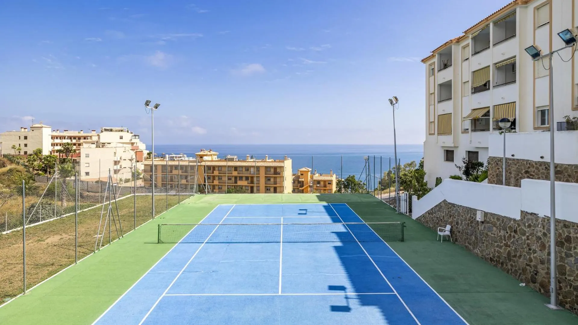 Carvajal Beach Holiday Apartment ベナルマデナ 0*,  スペイン